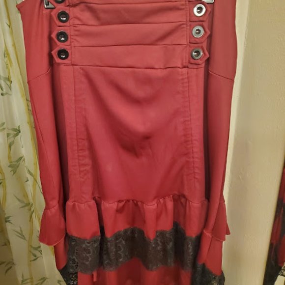 Maroon Hi Low Skirt with Drawstring Rouching - Picture 3 of 6